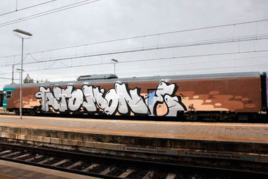 Graffiti Train - Photo by beatz1