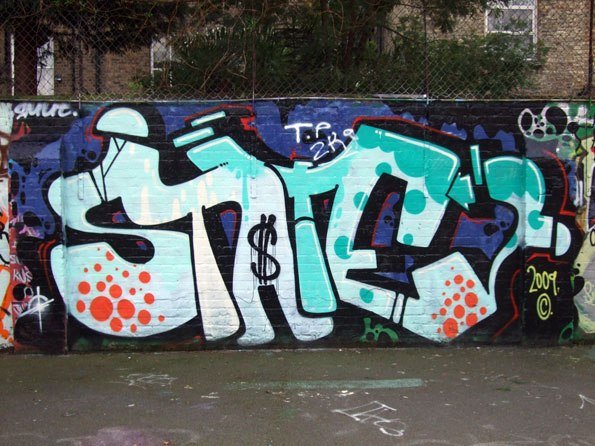 Graffiti Wall - Photo by beatz1