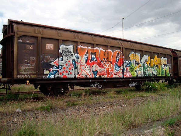 Graffiti Train - Photo by beatz1