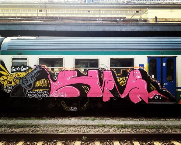 Graffiti Train - Photo by beatz1