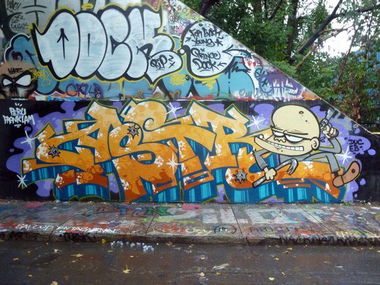 Graffiti Wall - Photo by beatz1
