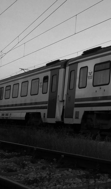 Graffiti Train - Photo by beis - beis