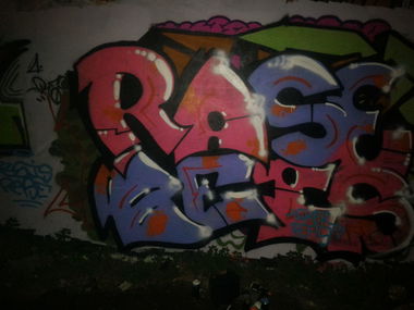 Graffiti Bombing - Photo by beis - atmosphere, graffiti, graphicturkish