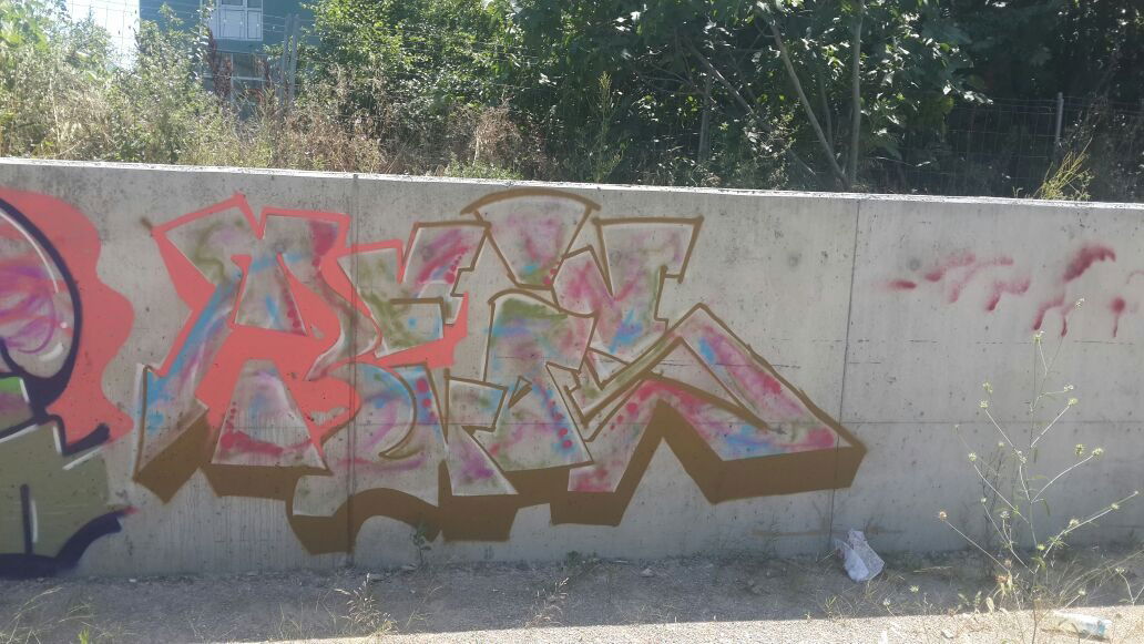 Graffiti Wall - Photo by beis34istanbul - graffiti, bomb, beis