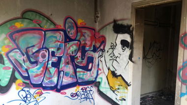 Graffiti Wall - Photo by beis34istanbul - graffiti, bomb, beis