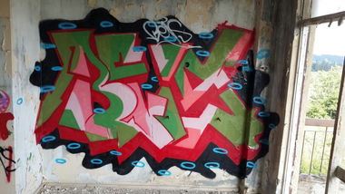 Graffiti Wall - Photo by beis34istanbul - beis (2015)