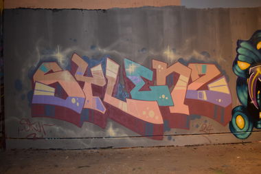 Graffiti Wall - Photo by bergischbunt