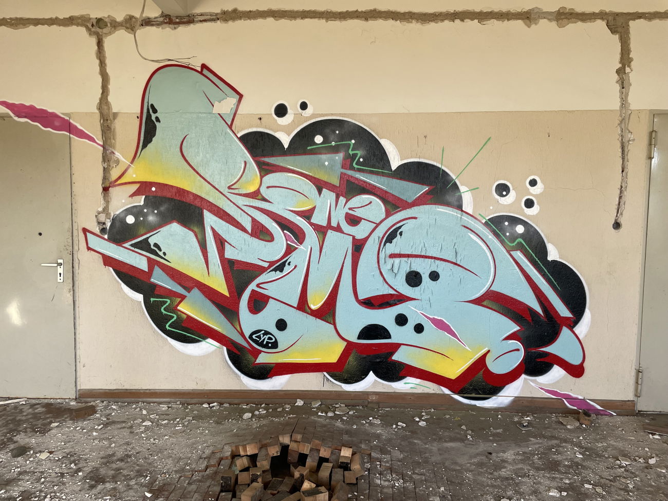 Graffiti Wall - Photo by bergischbunt - remo, wuppertal