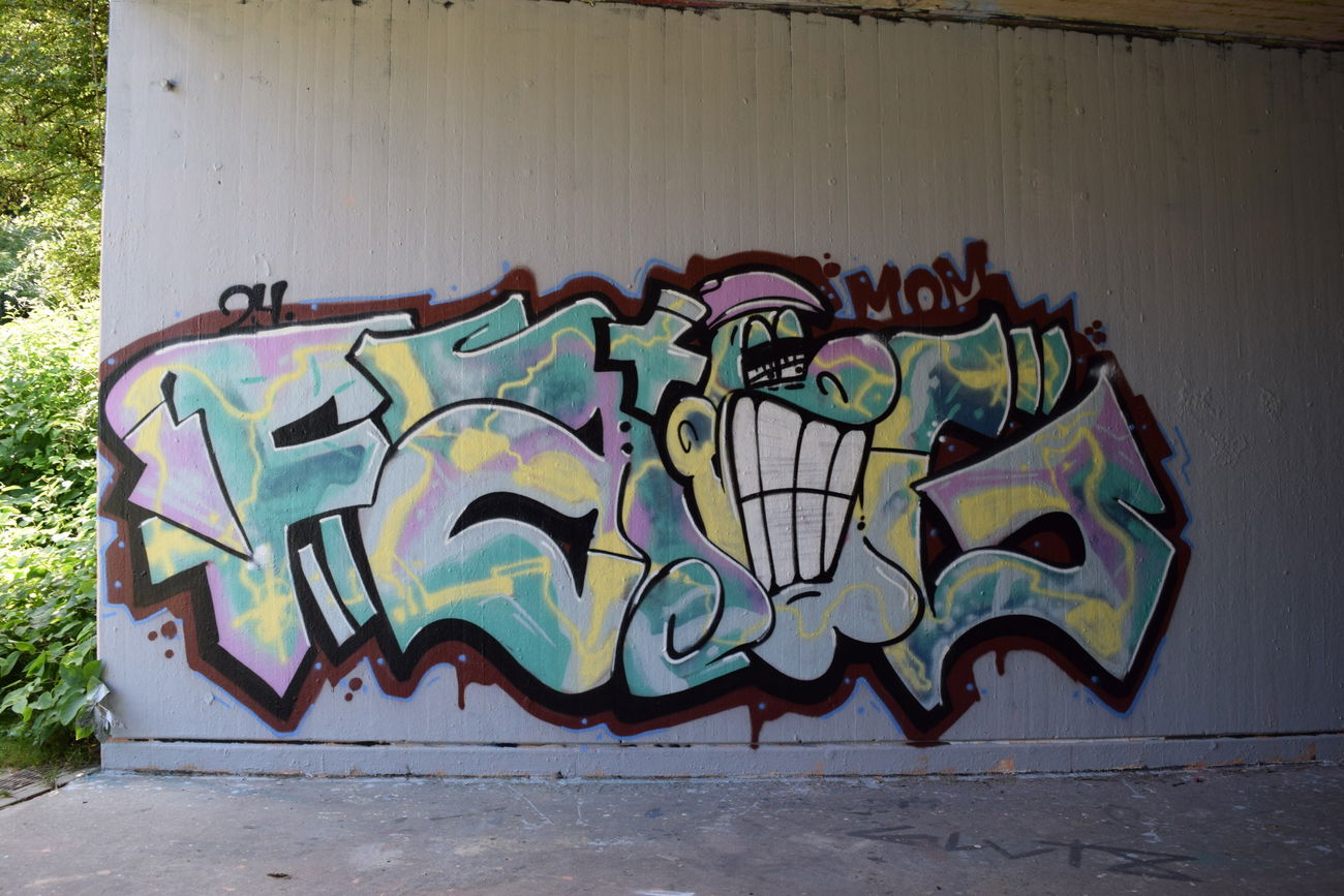 Graffiti Wall - Photo by bergischbunt - fang, solingen