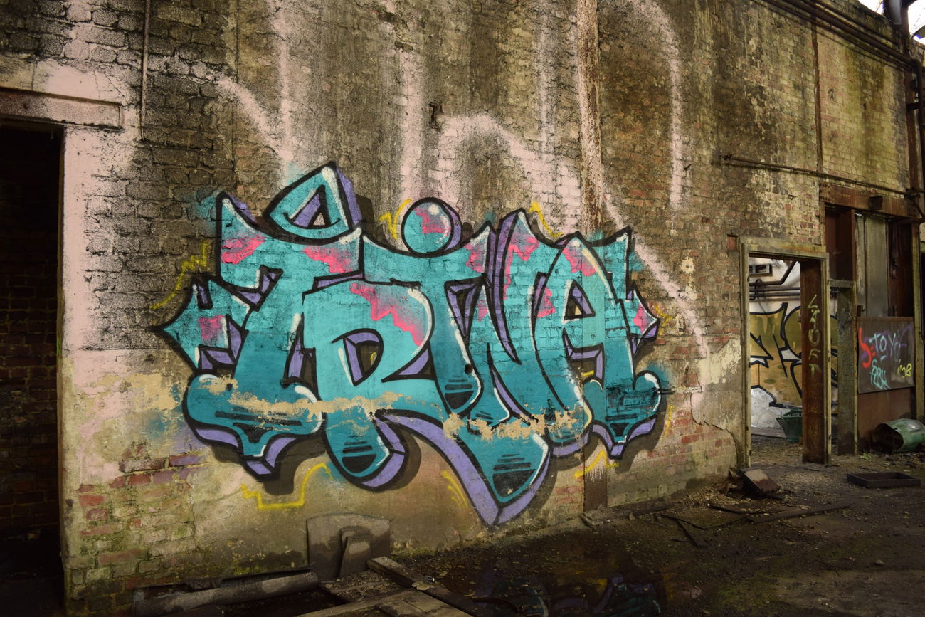 Graffiti Wall - Photo by bergischbunt - irina, slomo, solingen