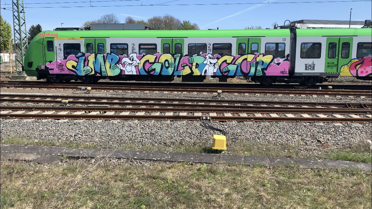 Graffiti Wall - Photo by bergischbunt - imb, gold, gcp (2021)