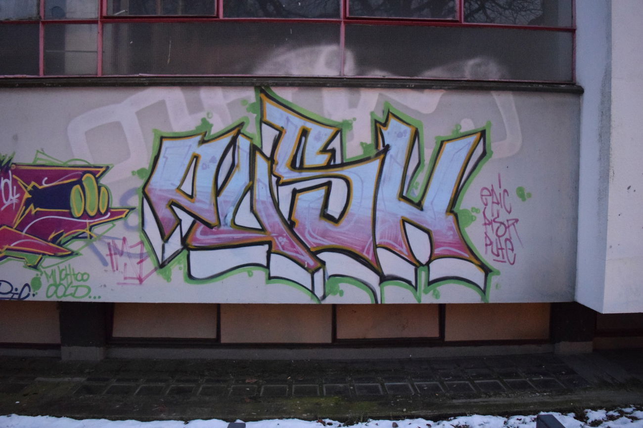 Graffiti Wall - Photo by bergischbunt - push, solingen (2004)