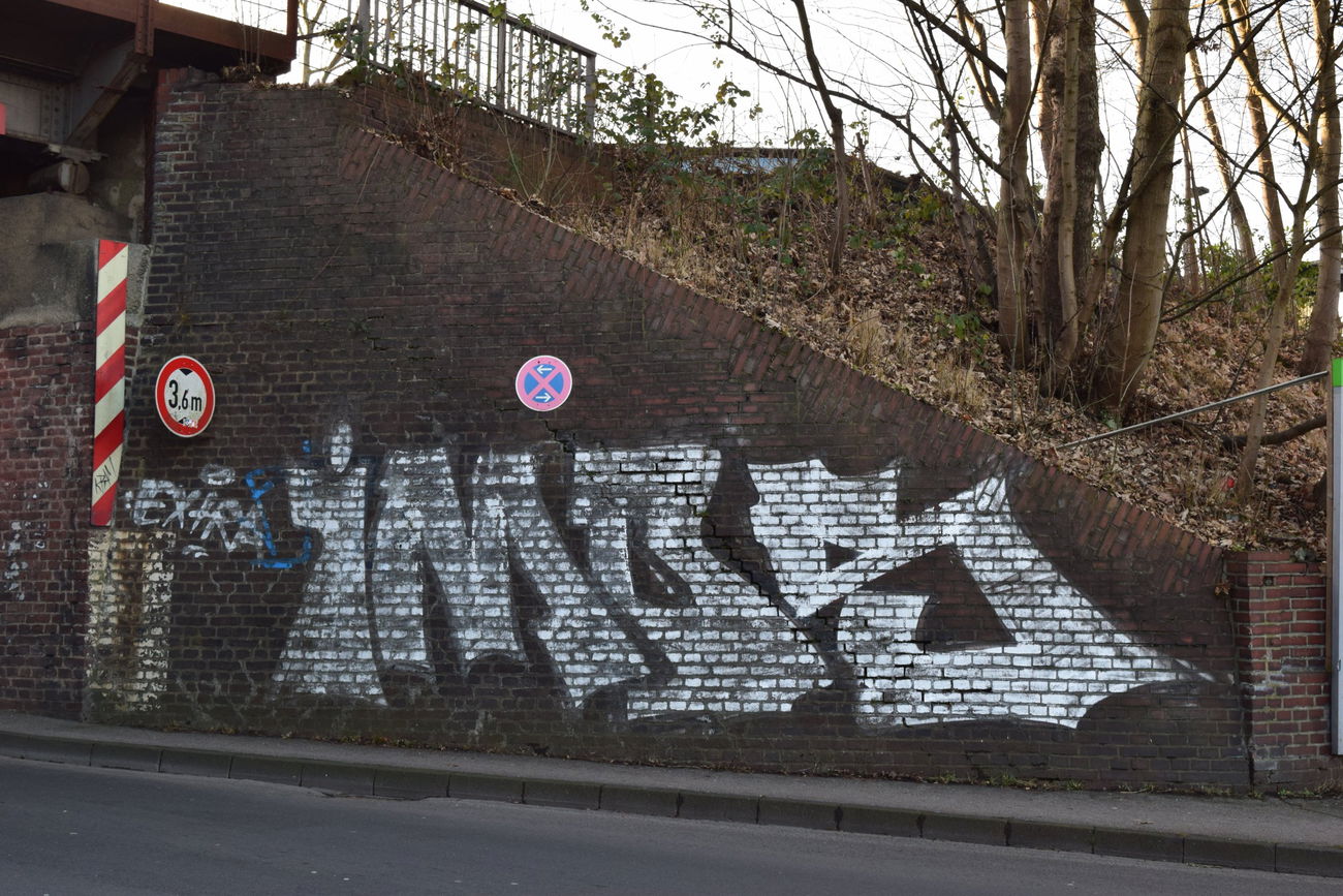 Graffiti Wall - Photo by bergischbunt - imbs, imb, solingen (2016)