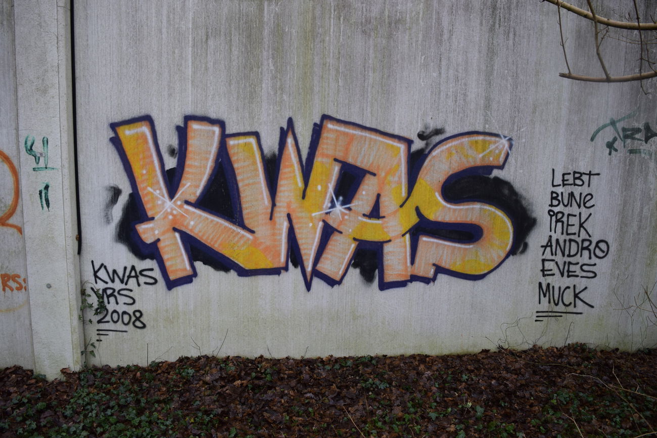 Graffiti Wall - Photo by bergischbunt - kwas, wuppertal