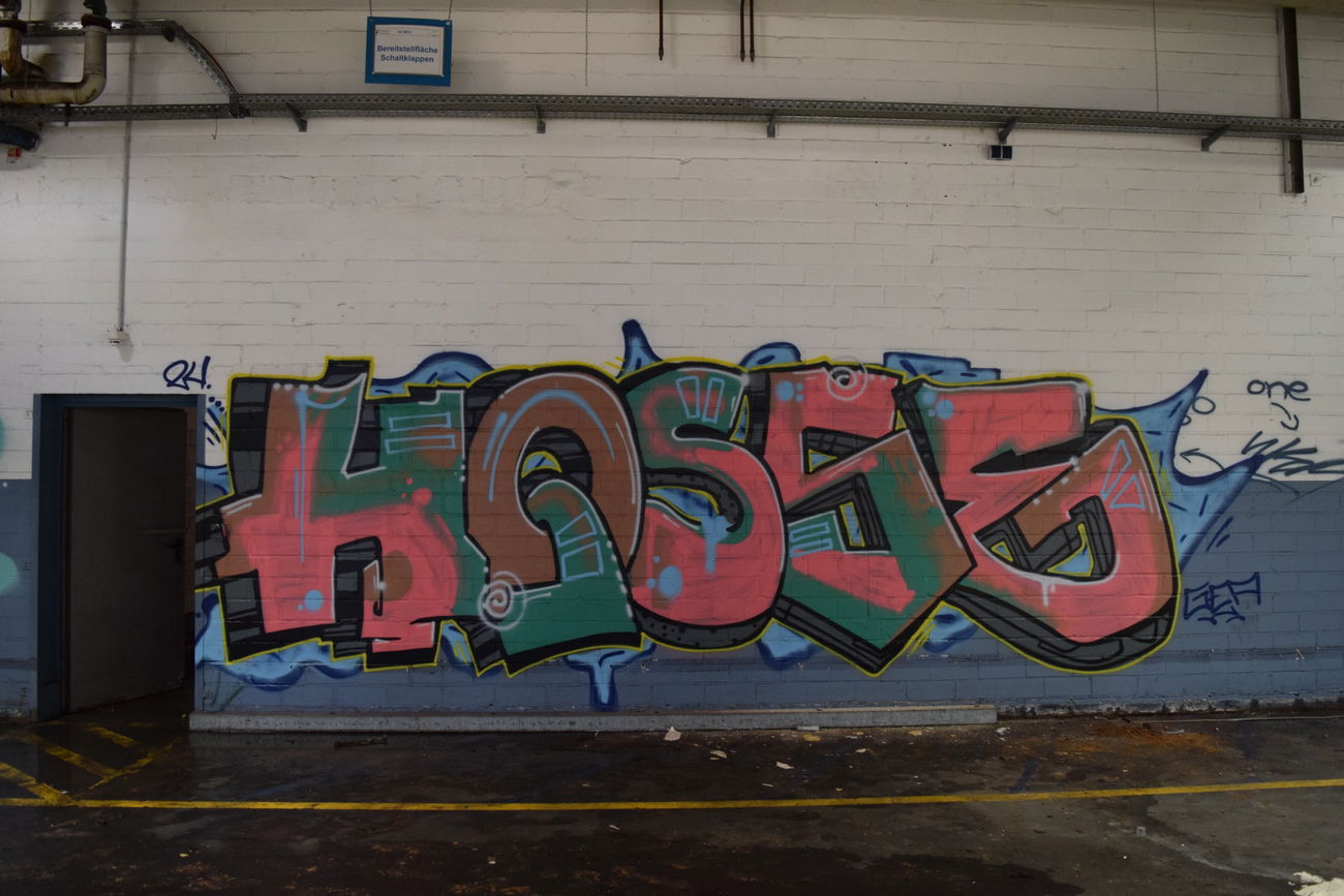 Graffiti Wall - Photo by bergischbunt - hosse, ges (2024)
