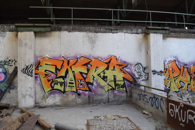 Graffiti Wall - Photo by bergischbunt - extra, imb, solingen (2016)