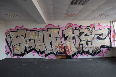 Graffiti Wall - Photo by bergischbunt - scur, xcus, köln