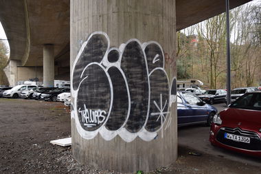 Graffiti Bombing - Photo by bergischbunt - sile, wuppertal