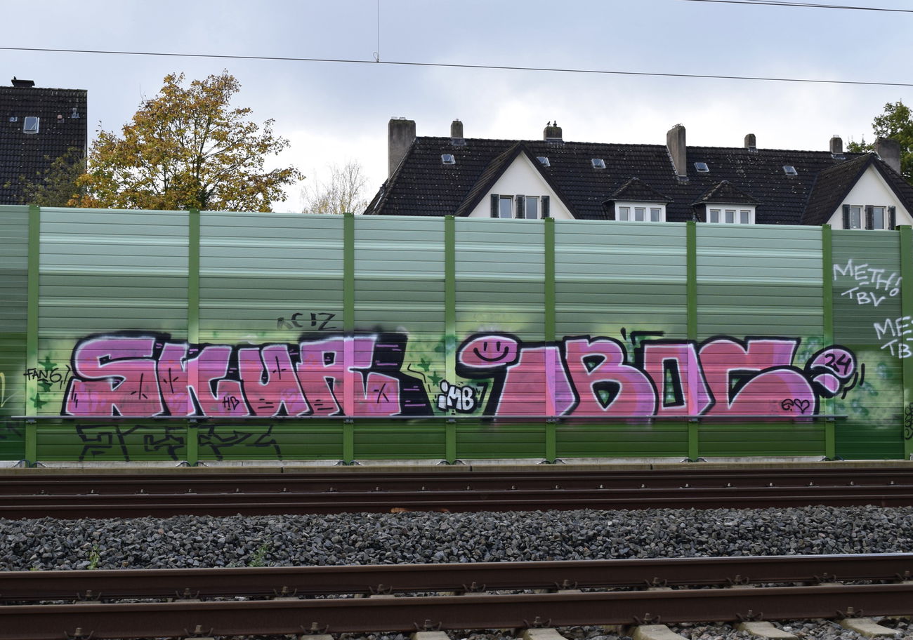 Graffiti Wall - Photo by bergischbunt - skur, iboc, leverkusen (2024)