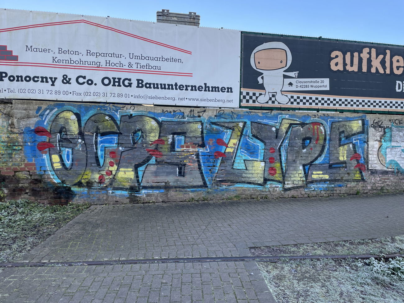 Graffiti Wall - Photo by bergischbunt - gcp, lyp, wuppertal