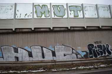 Graffiti Bombing - Photo by bergischbunt - hug, wuppertal