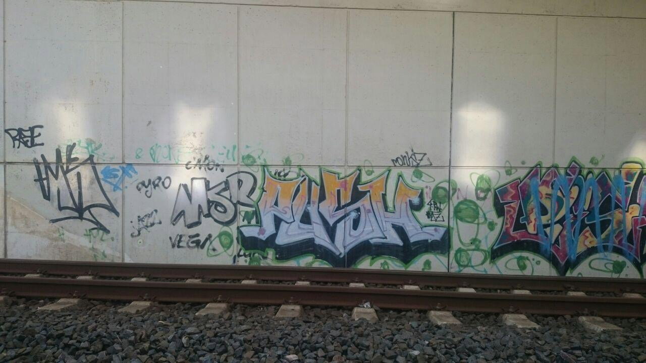 Graffiti Wall - Photo by bergischbunt - msr, push, solingen