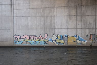 Graffiti Wall - Photo by bergischbunt - riff, wuppertal