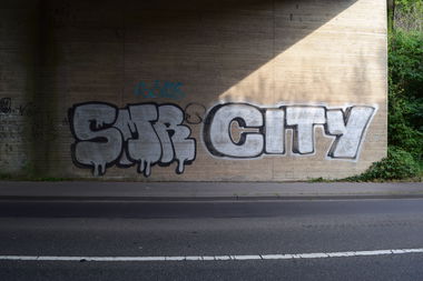 Graffiti Bombing - Photo by bergischbunt - smr, city, wuppertal