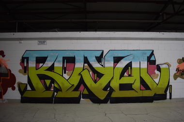 Graffiti Wall - Photo by bergischbunt - royal (2024)