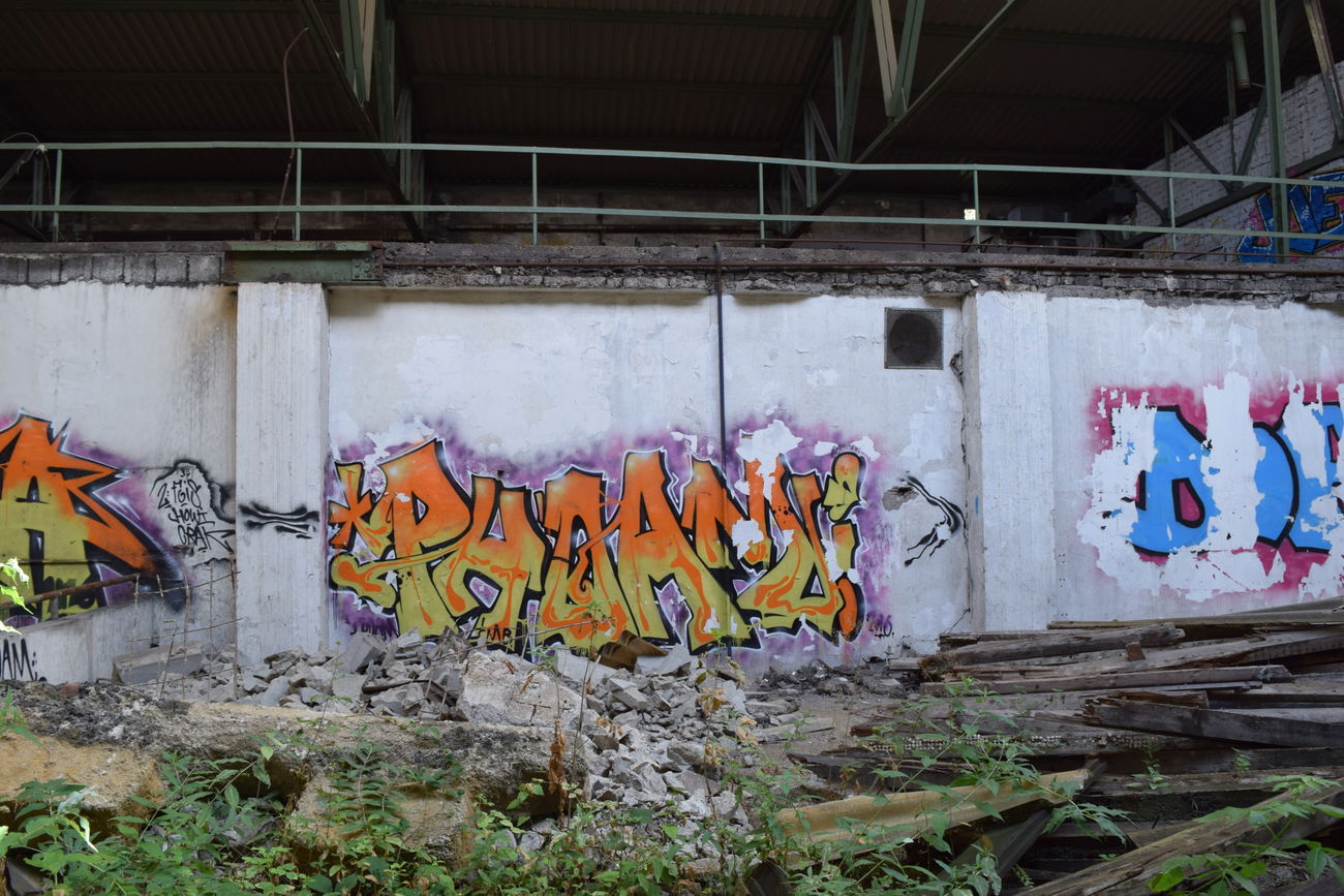 Graffiti Wall - Photo by bergischbunt - phoam, foam, imb (2016)