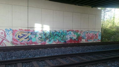 Graffiti Wall - Photo by bergischbunt - pyza, pisr, pisa