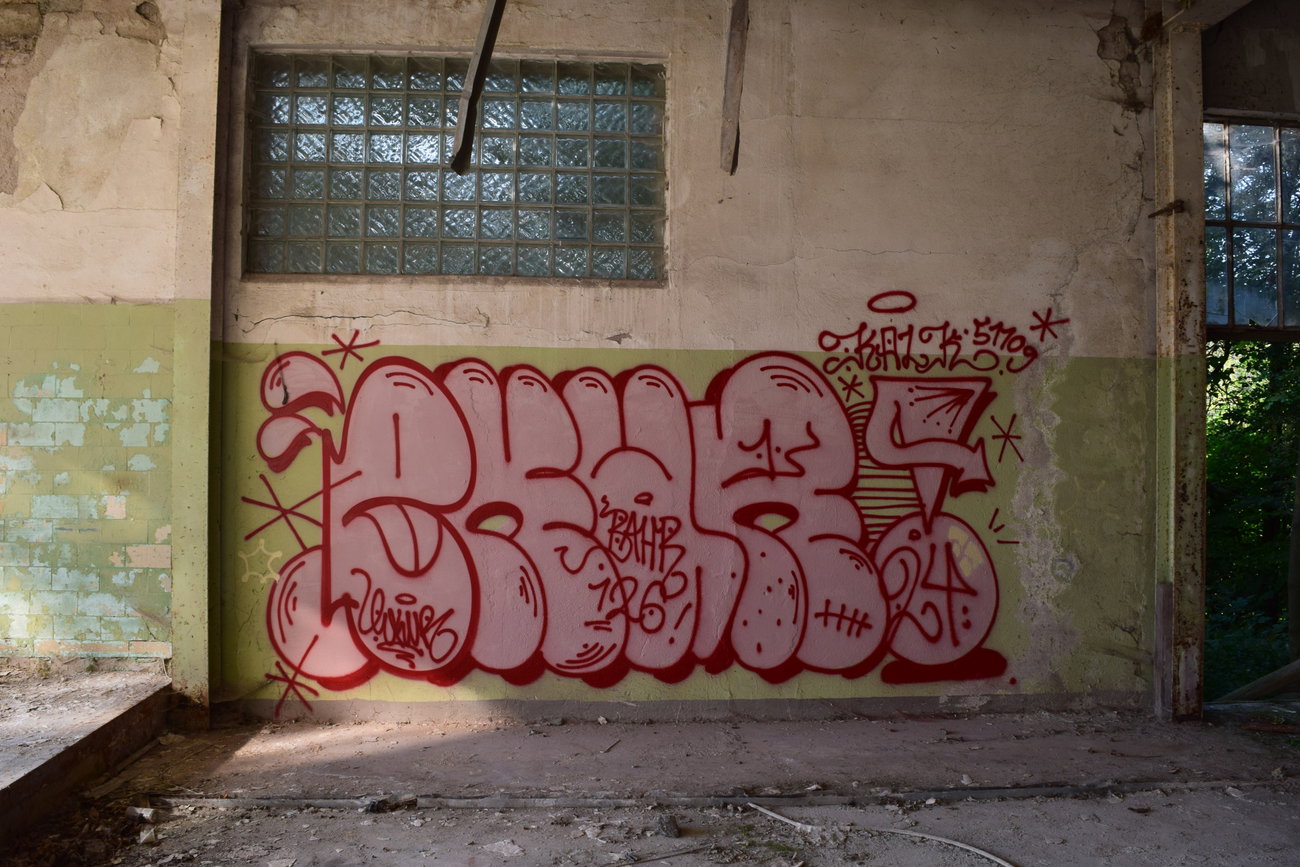 Graffiti Wall - Photo by bergischbunt - ekur