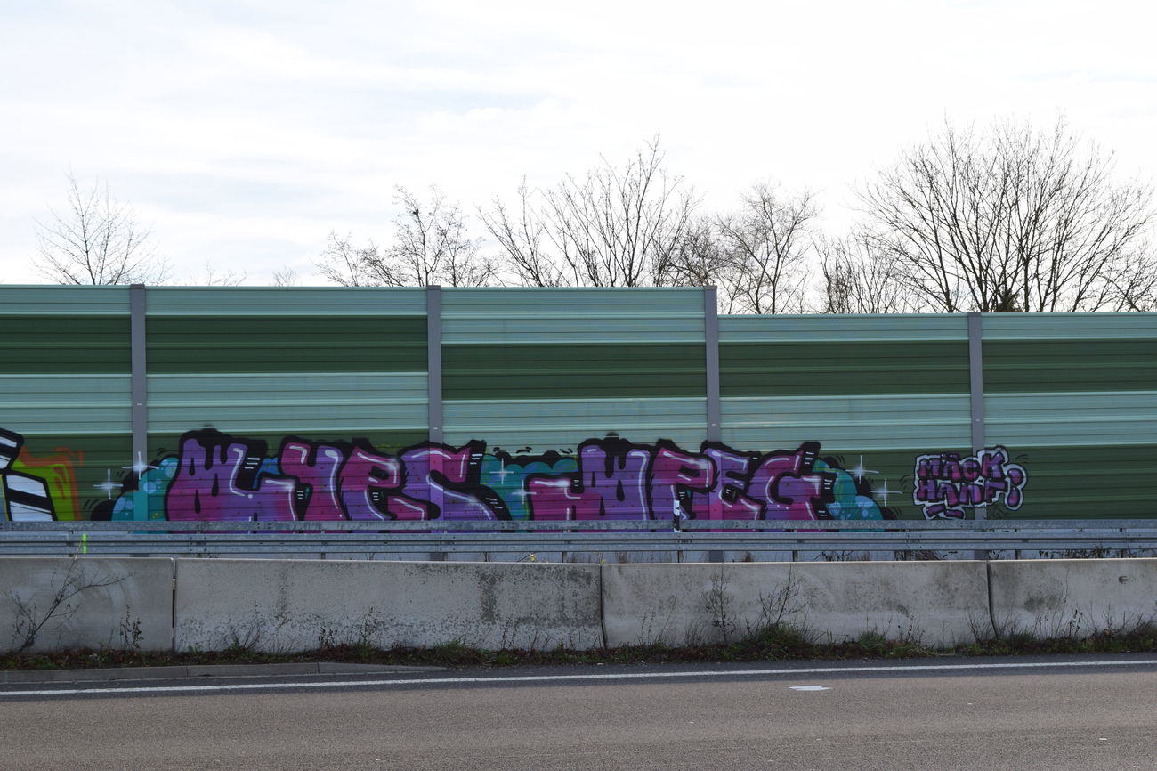 Graffiti Wall - Photo by bergischbunt - lyps, jpeg, lyps