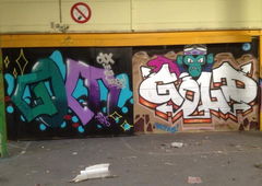 Graffiti Wall - Photo by bergischbunt - gold, atis, pute