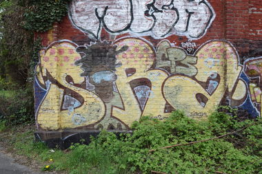 Graffiti Wall - Photo by bergischbunt - siras, leverkusen