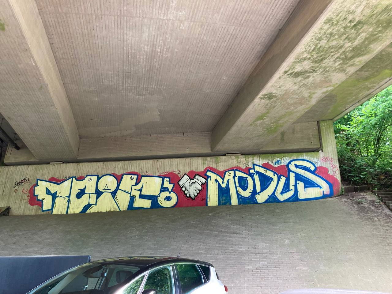 Graffiti Wall - Photo by bergischbunt - meik, modus, rip