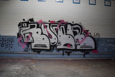 Graffiti Wall - Photo by bergischbunt - konr