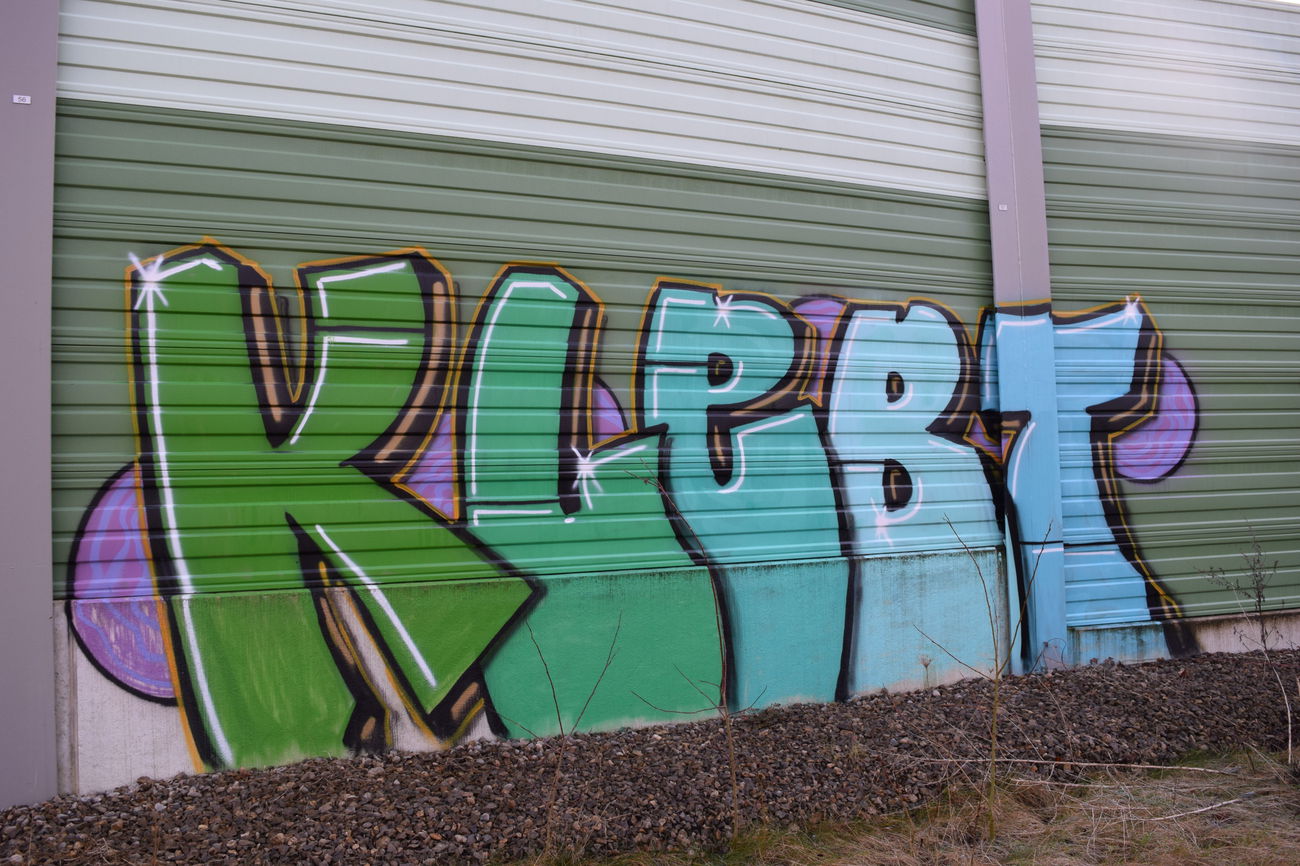 Graffiti Wall - Photo by bergischbunt - klebt, wuppertal