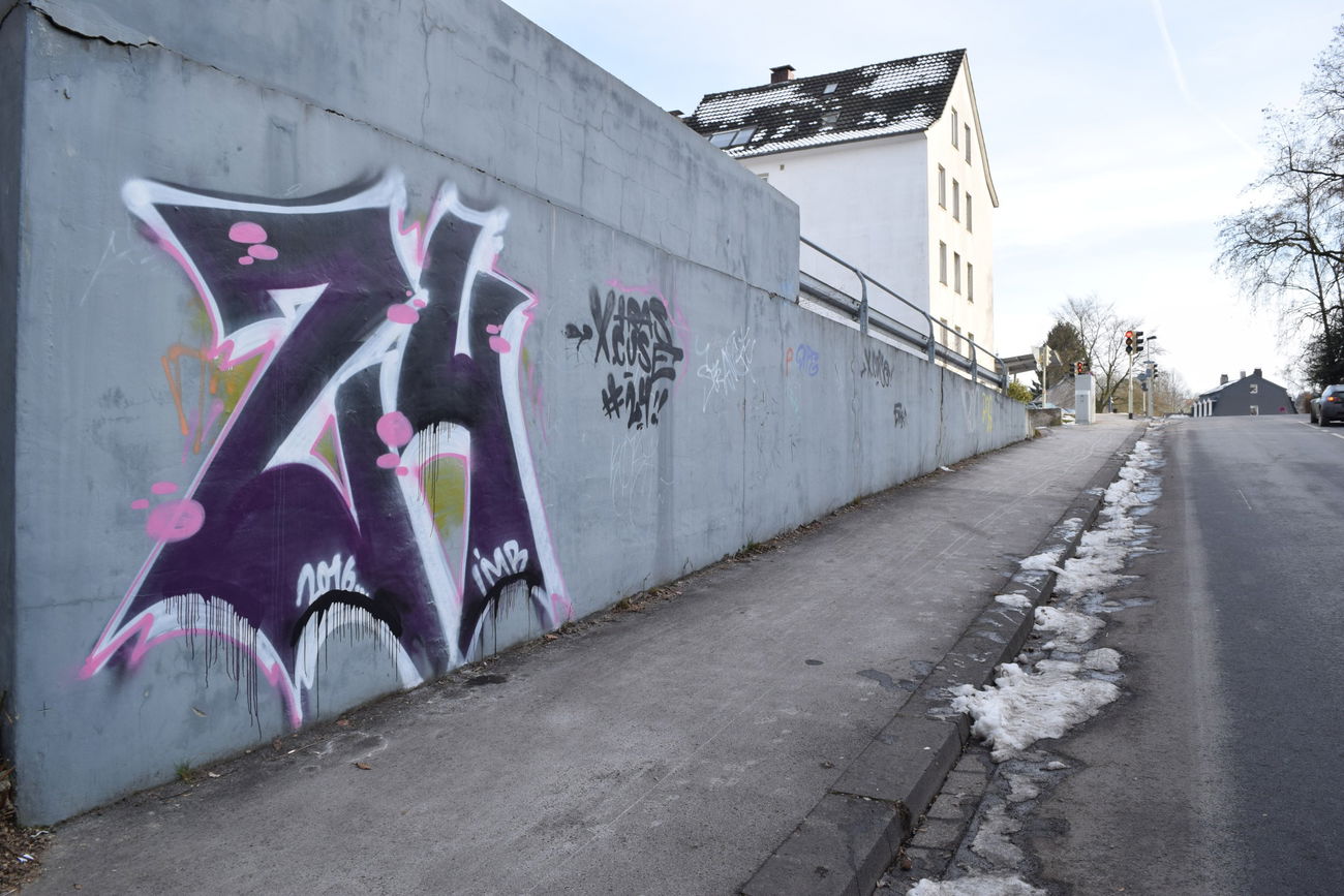 Graffiti Wall - Photo by bergischbunt - 24, xcuse, solingen (2016)