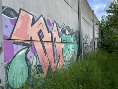 Graffiti Wall - Photo by bergischbunt - kano, remscheid