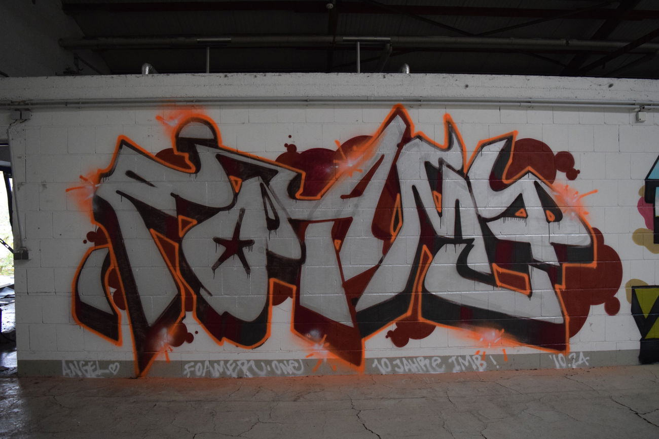 Graffiti Wall - Photo by bergischbunt - foame