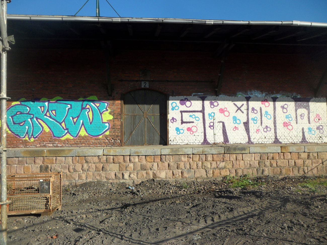 Graffiti Wall - Photo by bergpunk - grow (2015)