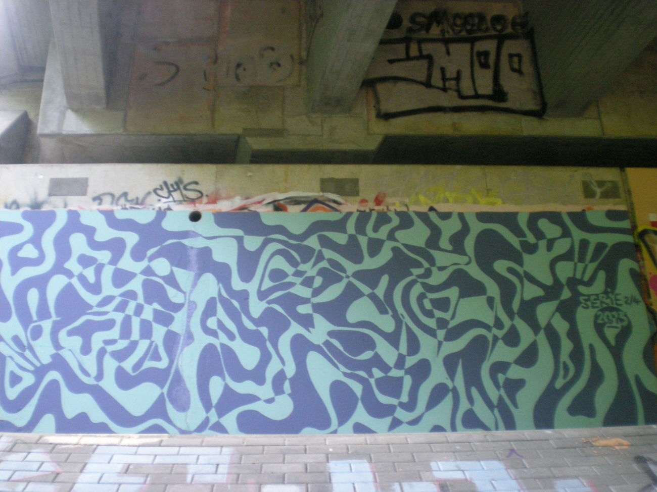 Graffiti Wall - Photo by bergpunk