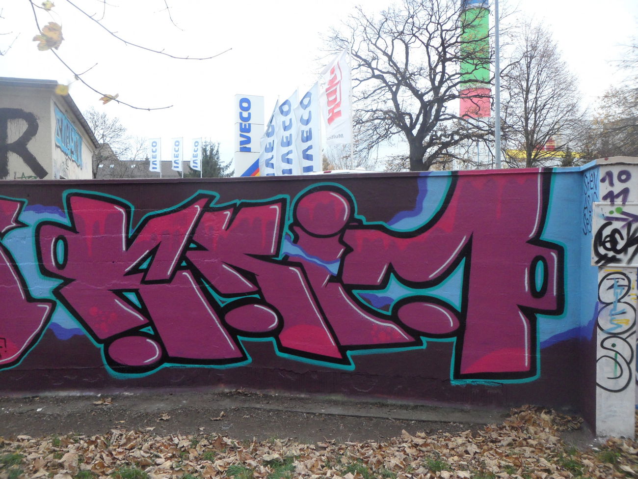 Graffiti Wall - Photo by bergpunk - krim (2015)