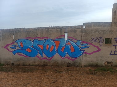 Graffiti Wall in Spanien - Photo by bergpunk - Grow (2023)