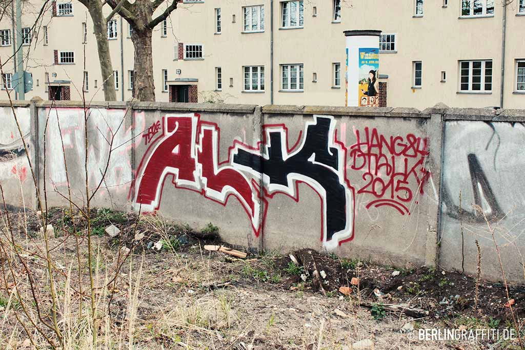 Graffiti Wall - Photo by berlingraffiti