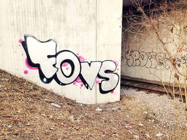 Graffiti Bombing in Basel - Photo by berlingraffiti - fovs