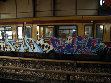 Graffiti Train in Berlin - Photo by berlingraffiti