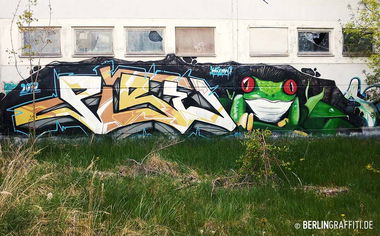 Graffiti Wall - Photo by berlingraffiti