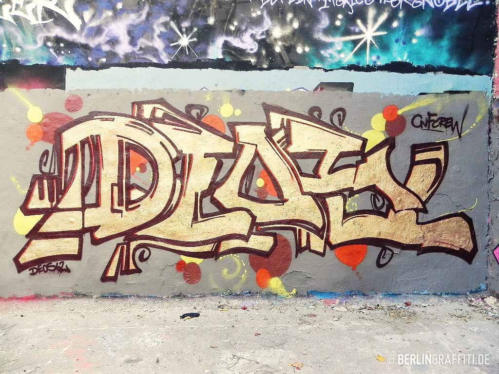 Graffiti Wall - Photo by berlingraffiti